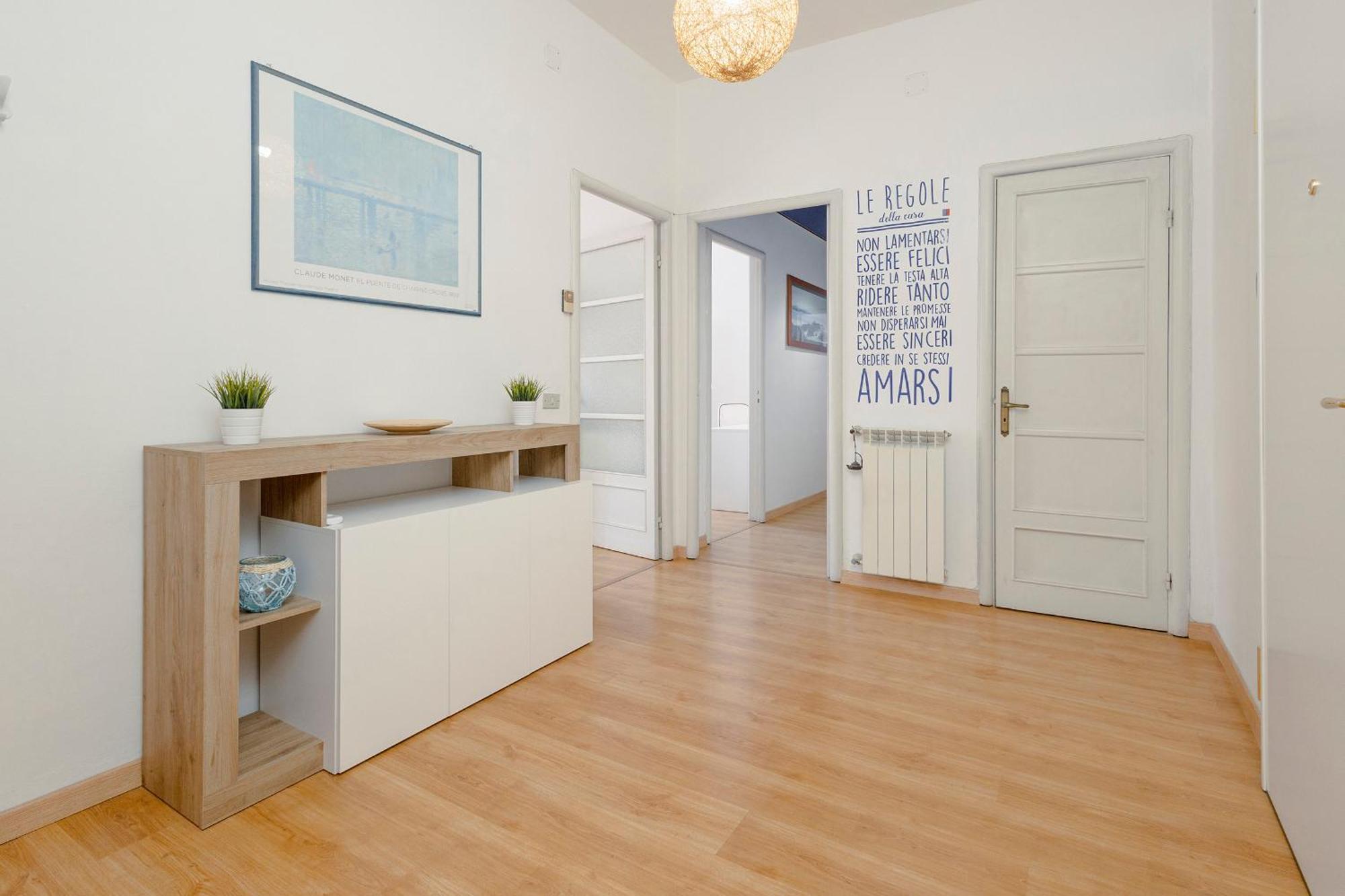 "L'Attico Bianco" City View 10 M A Piedi Dal Mare Savona Bagian luar foto